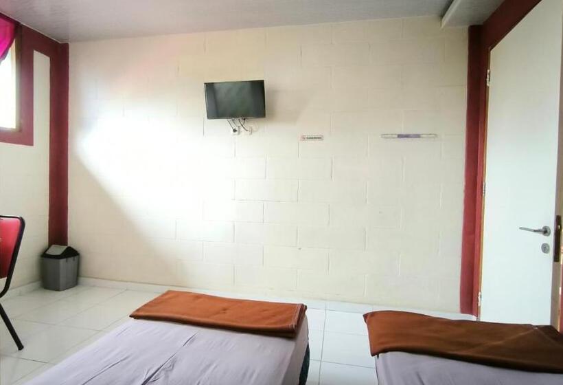 Pokój Deluxe, Pondok Kartini Jepara