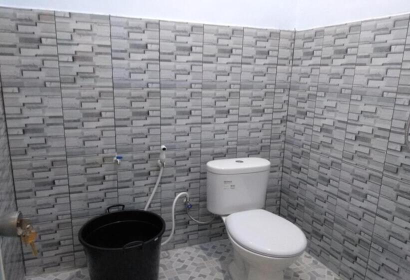 Standard Room, Kelapa Gading Homestay Syariah Redpartner