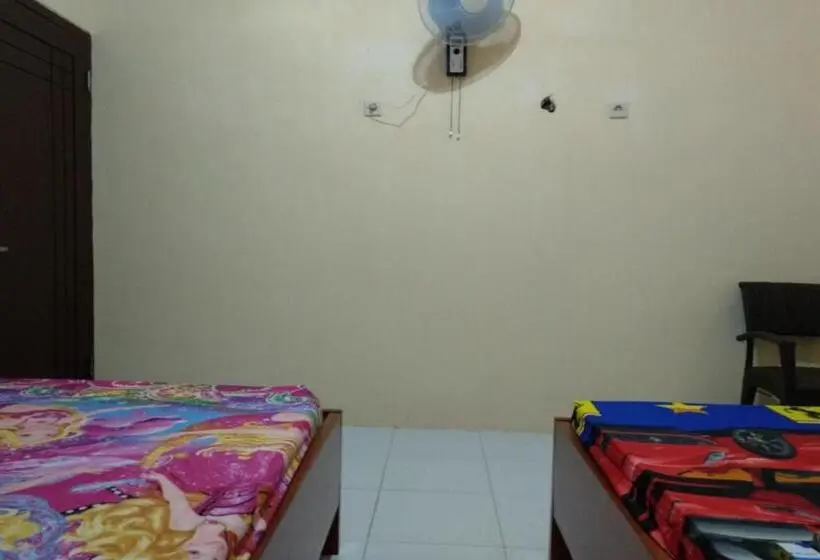 اتاق استاندارد, Kelapa Gading Homestay Syariah Redpartner