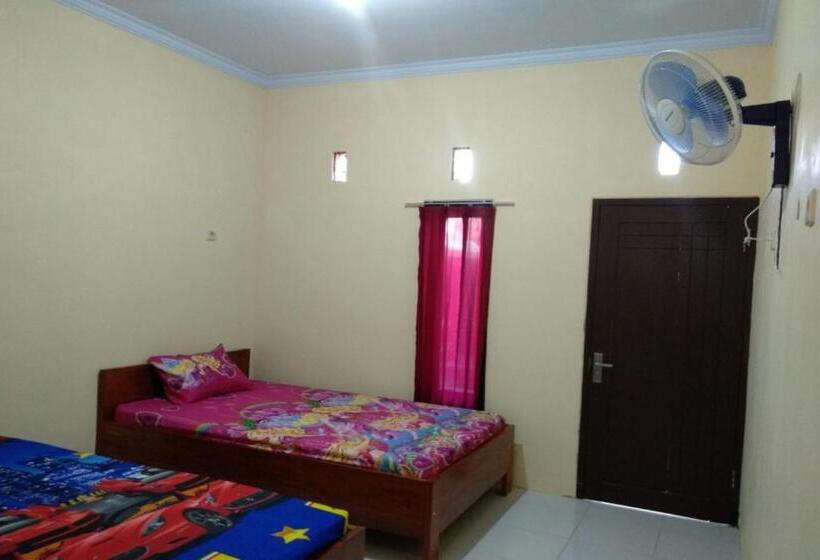 Standard Room, Kelapa Gading Homestay Syariah Redpartner