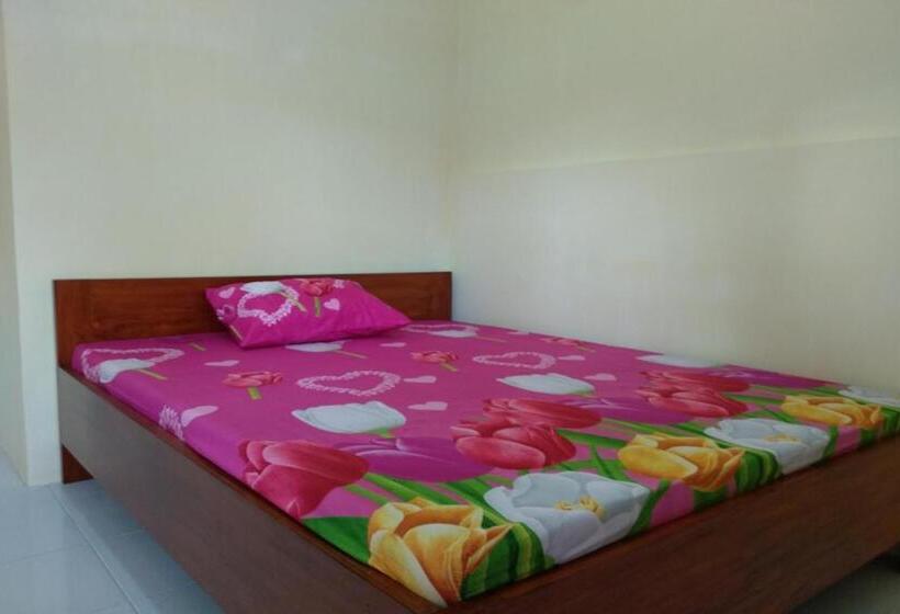 Standard Room, Kelapa Gading Homestay Syariah Redpartner