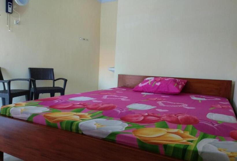 Standard Room, Kelapa Gading Homestay Syariah Redpartner