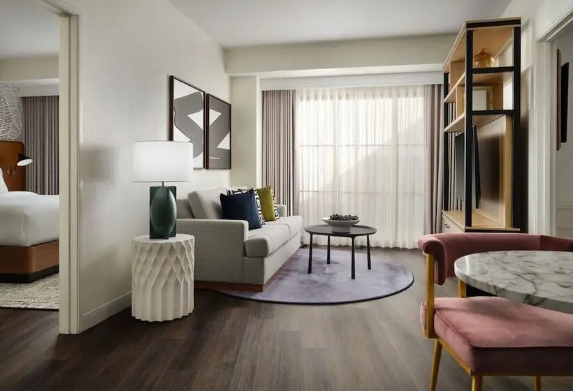 ２ベッドスイートルーム, Burton House, Beverly Hills, A Tribute Portfolio Hotel