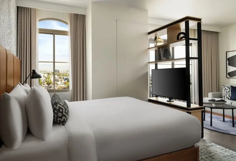 身障者適用スイートルーム, Burton House, Beverly Hills, A Tribute Portfolio Hotel