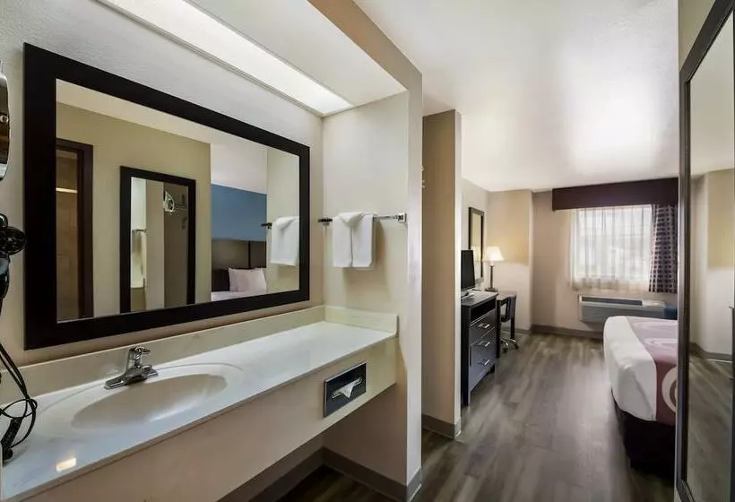 Sviitti, Quality Inn & Suites Round Rock