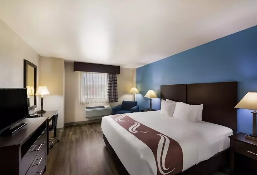 Sviitti, Quality Inn & Suites Round Rock
