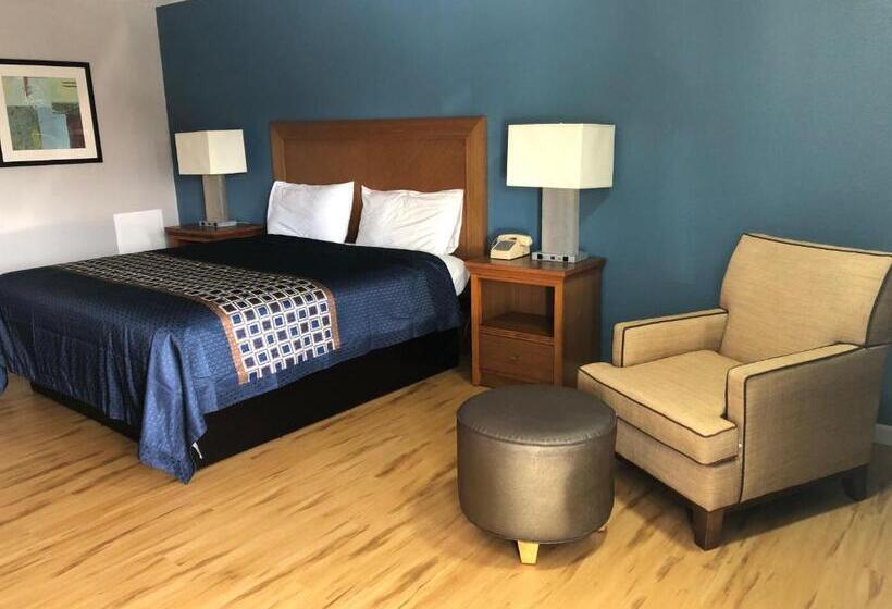 חדר סטנדרט עם מיטת קינג, Relax Inn Savannah