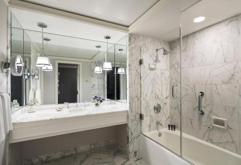 Номер Премиум, The Ritzcarlton, St. Louis