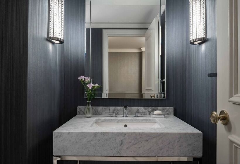 סוויטה אקזקיוטיב, The Ritzcarlton, St. Louis