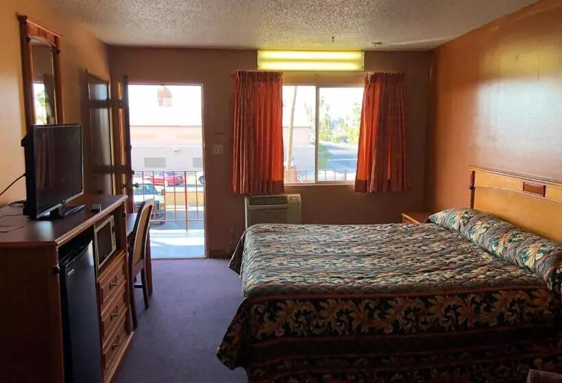 Standard-huone King-vuode, Regalodge Motel