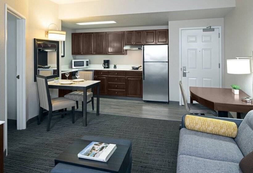 جناح, Burton House, Beverly Hills, A Tribute Portfolio Hotel