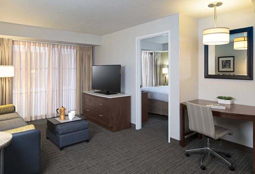 جناح غرفتين نوم, Burton House, Beverly Hills, A Tribute Portfolio Hotel