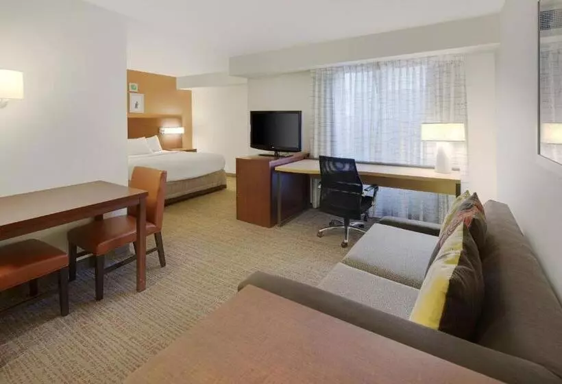 Standard-studio, Residence Inn Indianapolis Airport