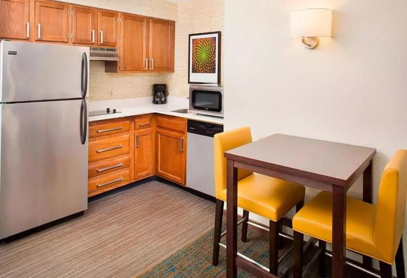 استودیوی استاندارد, Residence Inn Portland Scarborough