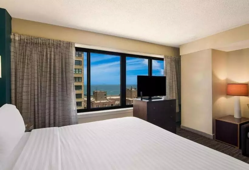 キングサイドベッドのスタンダードワンルーム, Sonesta Es Suites Chicago Downtown Magnificent Mile  Medical