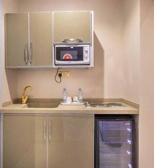 スーペリアスタジオ, Kyona Al Qurayat كيونا القريات