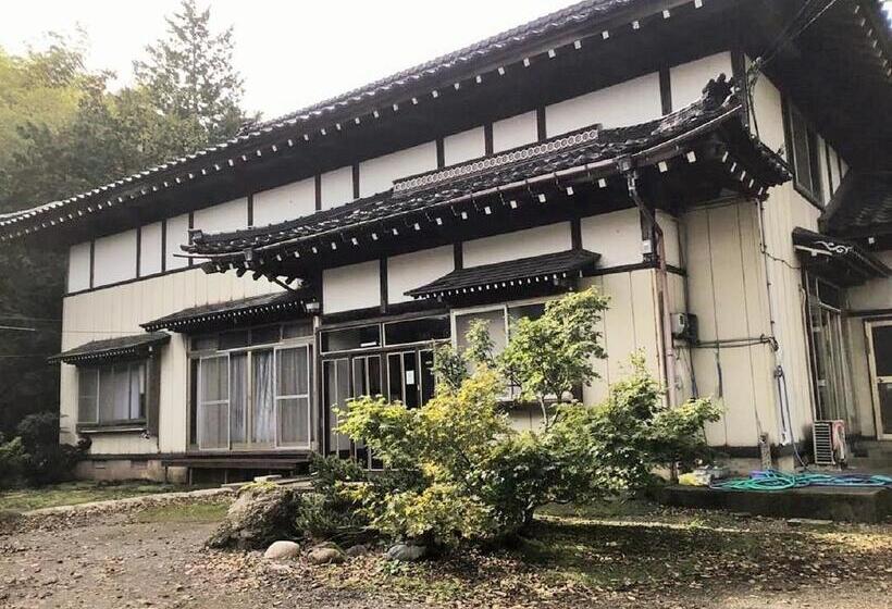 غرفة عائلية حمام مشترك, Ohanabatake