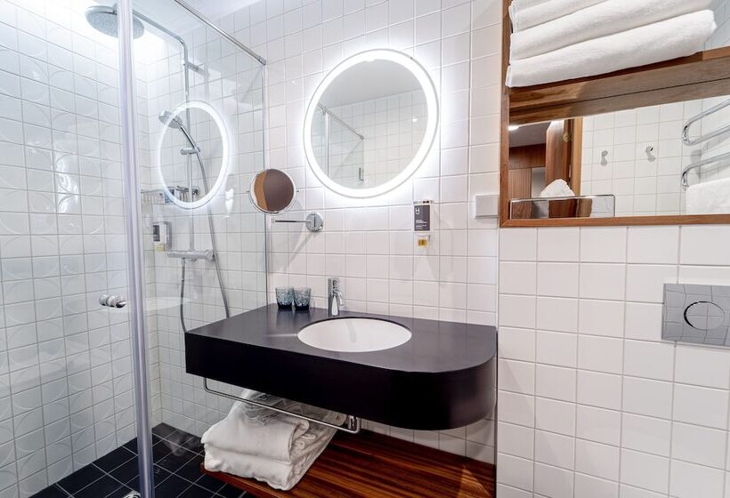 Camera Standard, Hestia Hotel Kentmanni