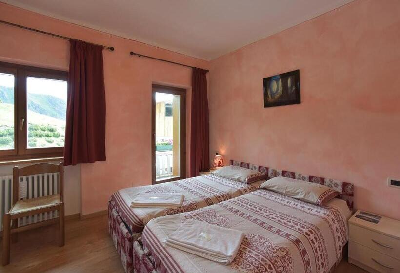 标准间, Rifugio Fedaia