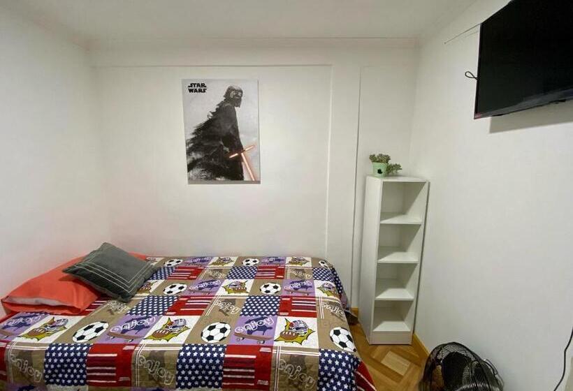 اتاق استاندارد یک نفره, Hostal Familiar S&g