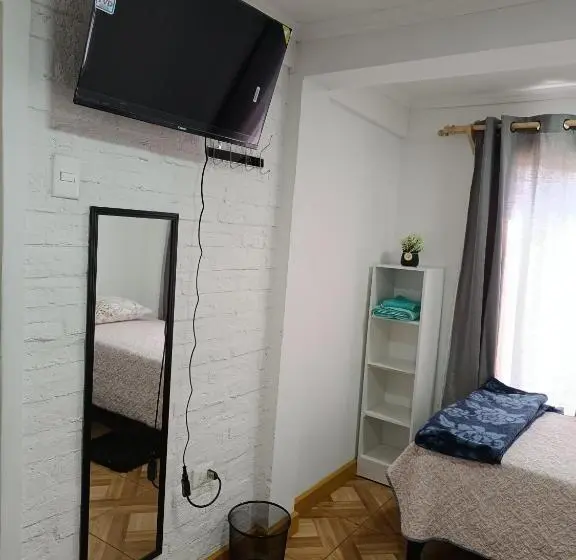 اتاق لوکس, Hostal Familiar S&g