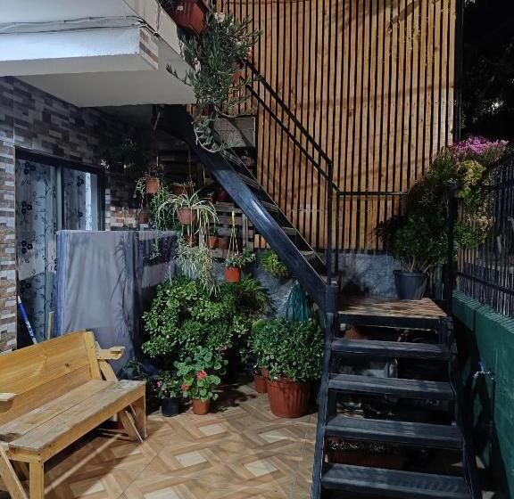اتاق لوکس خانوادگی, Hostal Familiar S&g