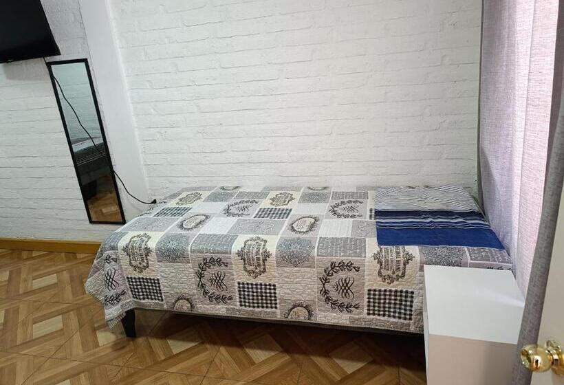اتاق لوکس خانوادگی, Hostal Familiar S&g