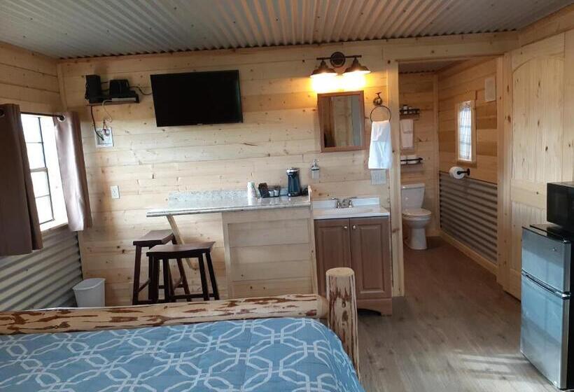 Номер Стандарт, Glacier Acres Guest Ranch