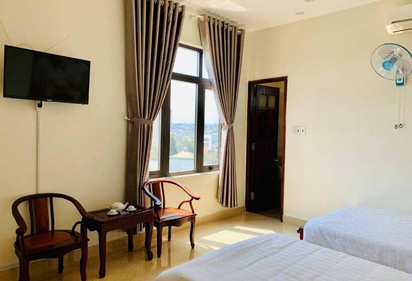 اتاق لوکس, Elisa