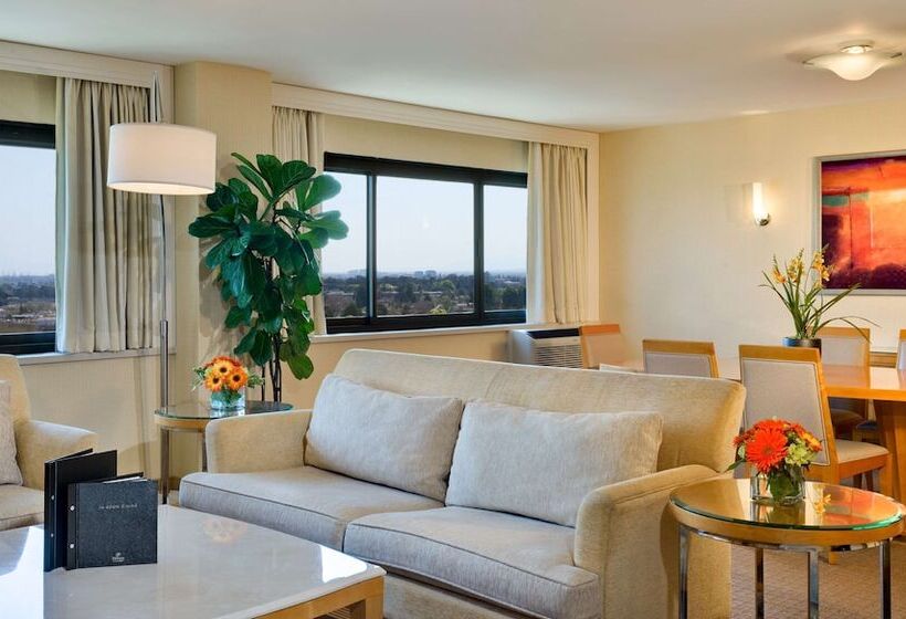 Suite met Kingsize Bed, Hilton San Francisco Airport Bayfront