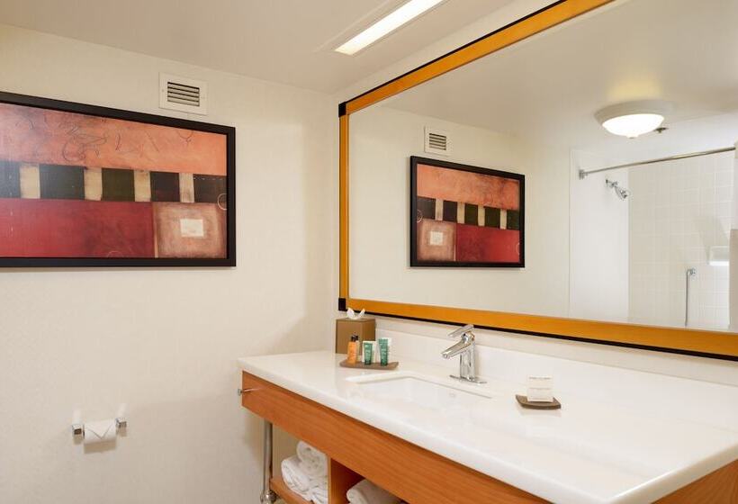 Номер Deluxe, Hilton San Francisco Airport Bayfront