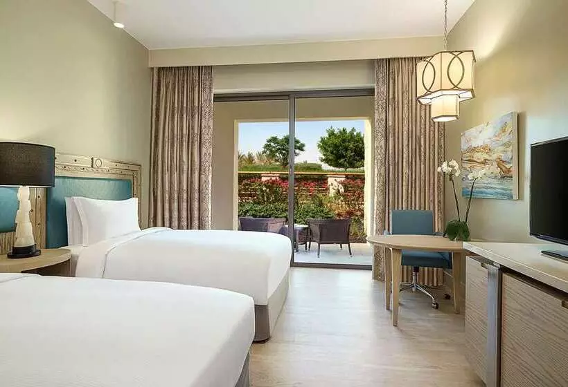 اتاق لوکس با چشم‌انداز, Hilton San Francisco Airport Bayfront
