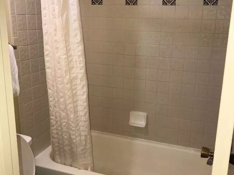 ２ダブルベッドのスタンダードルーム, Motel 6 Tallahassee, Fl North Monroe