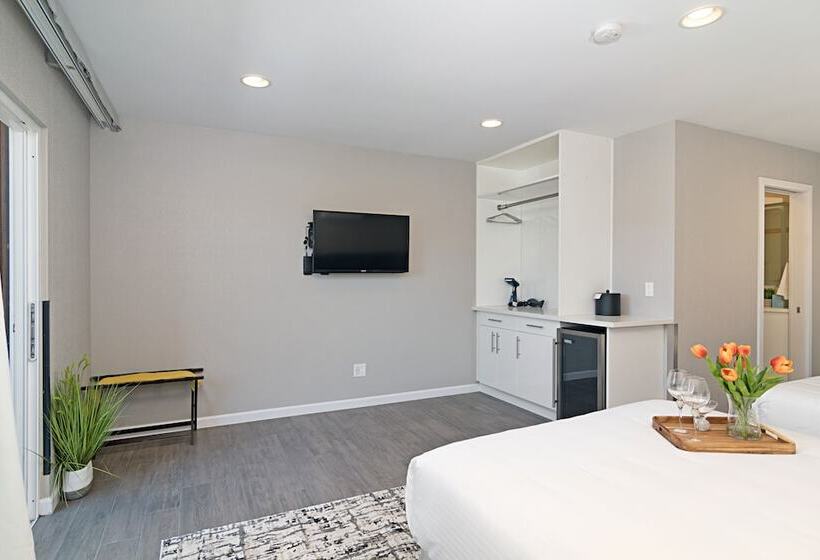 חדר סטנדרט עם מיטת קווין, Sands Of La Jolla