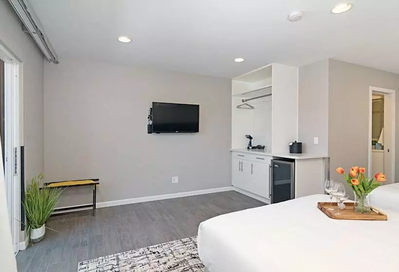اتاق استاندارد با تخت دو نفره بزرگ, Sands Of La Jolla