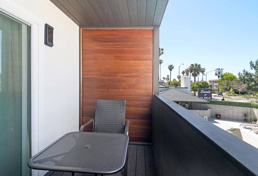 מיטת קינג בסוויטה, Sands Of La Jolla