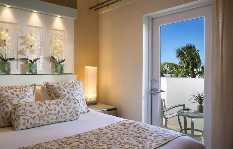 سوئیت دلوکس 2 خوابه, Santa Maria Suites Resort