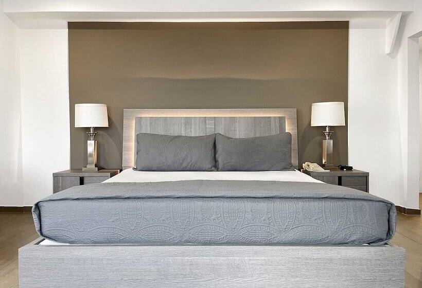 オーシャンビューデラックスルーム, Sheldon