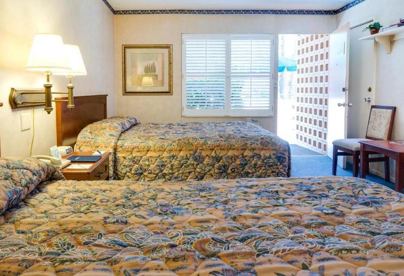 غرفه قياسيه سريرين مزدوجين, Saga Motor Hotel Pasadena