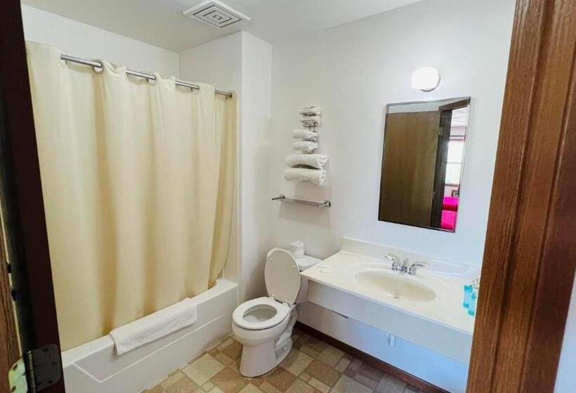 Номер Deluxe, Sands Motel