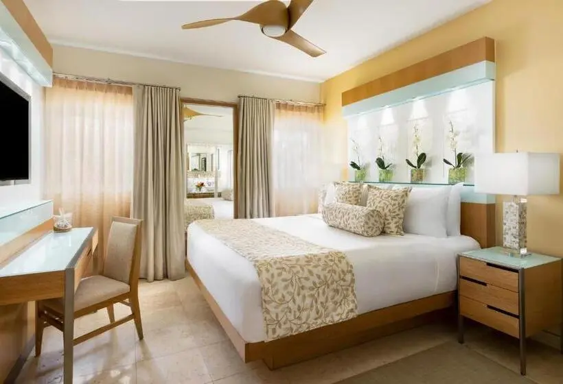 2 Bedroom Suite Pool View, Santa Maria Suites Resort