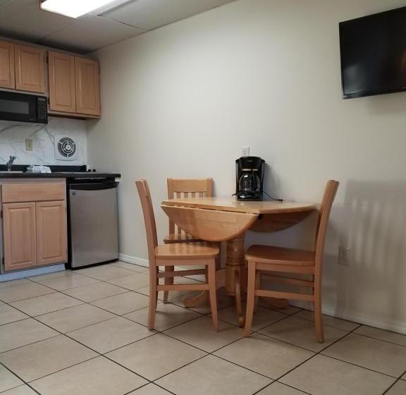 带大床的标准间, Sea Cliff House Motel