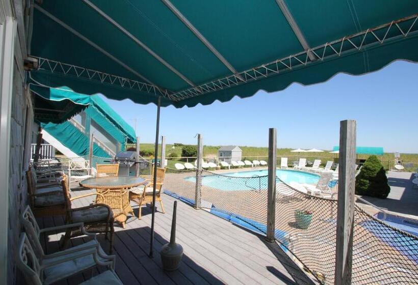 带大床的套房, Sea Cliff House Motel