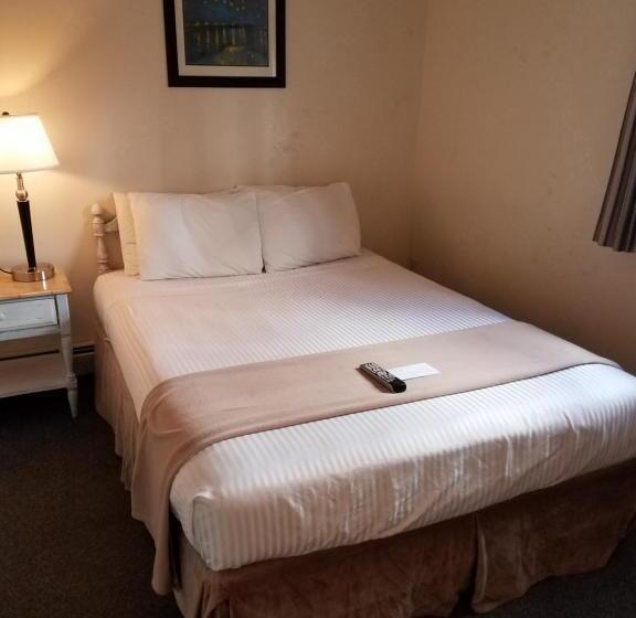 家庭间, Sea Cliff House Motel