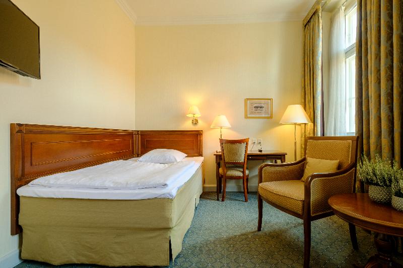 스탠다드 스튜디오, Sedona Springs Resort