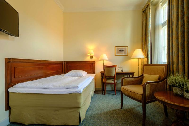 스탠다드 스튜디오, Sedona Springs Resort