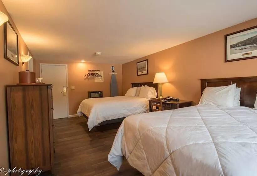 ２ダブルベッドのスタンダードルーム, Shawnee Inn And Golf Resort