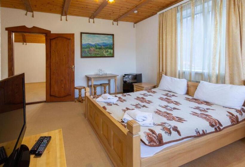 3 Bedroom Suite, у мар яни і назара