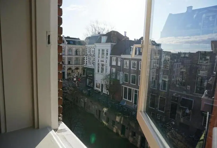 اتاق پنت هاوس, Logement Petit Beijers