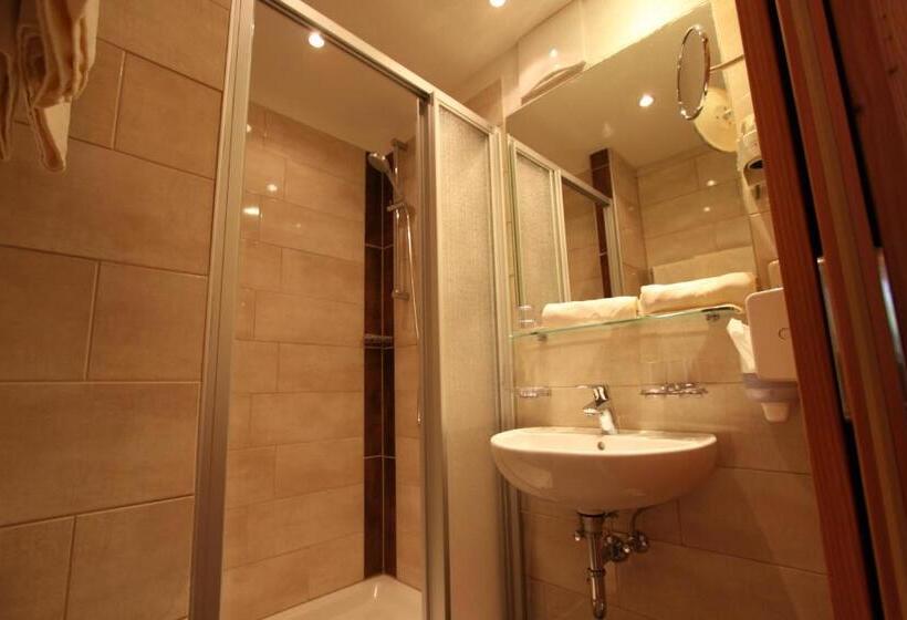 غرفة قياسية ثلاثية, Pension Waldesruh